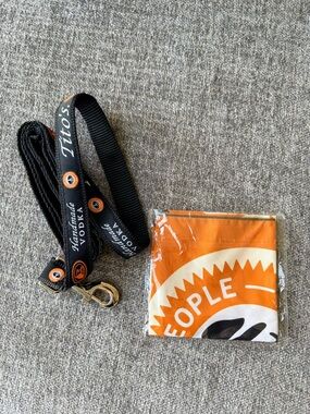 Tito’s Black & Orange Leash & Orange Bandana